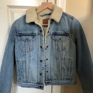 denim sherpa jacket women's levis